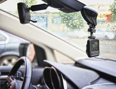 Видеорегистратор Neoline Cubex V31