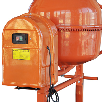 Бетоносмеситель (бетономешалка) Skiper B-140C