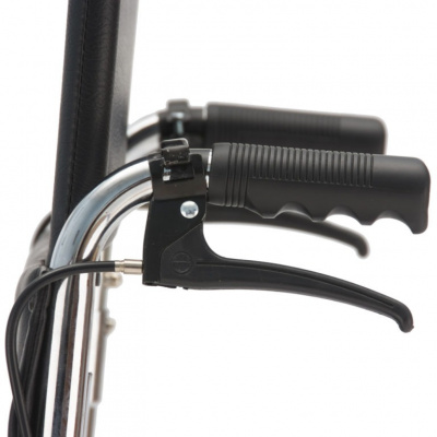 Кресло-коляска для инвалидов Армед FS609GC с санитарным оснащением